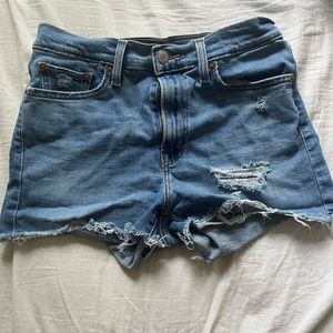 Levi’s size 29 shorts